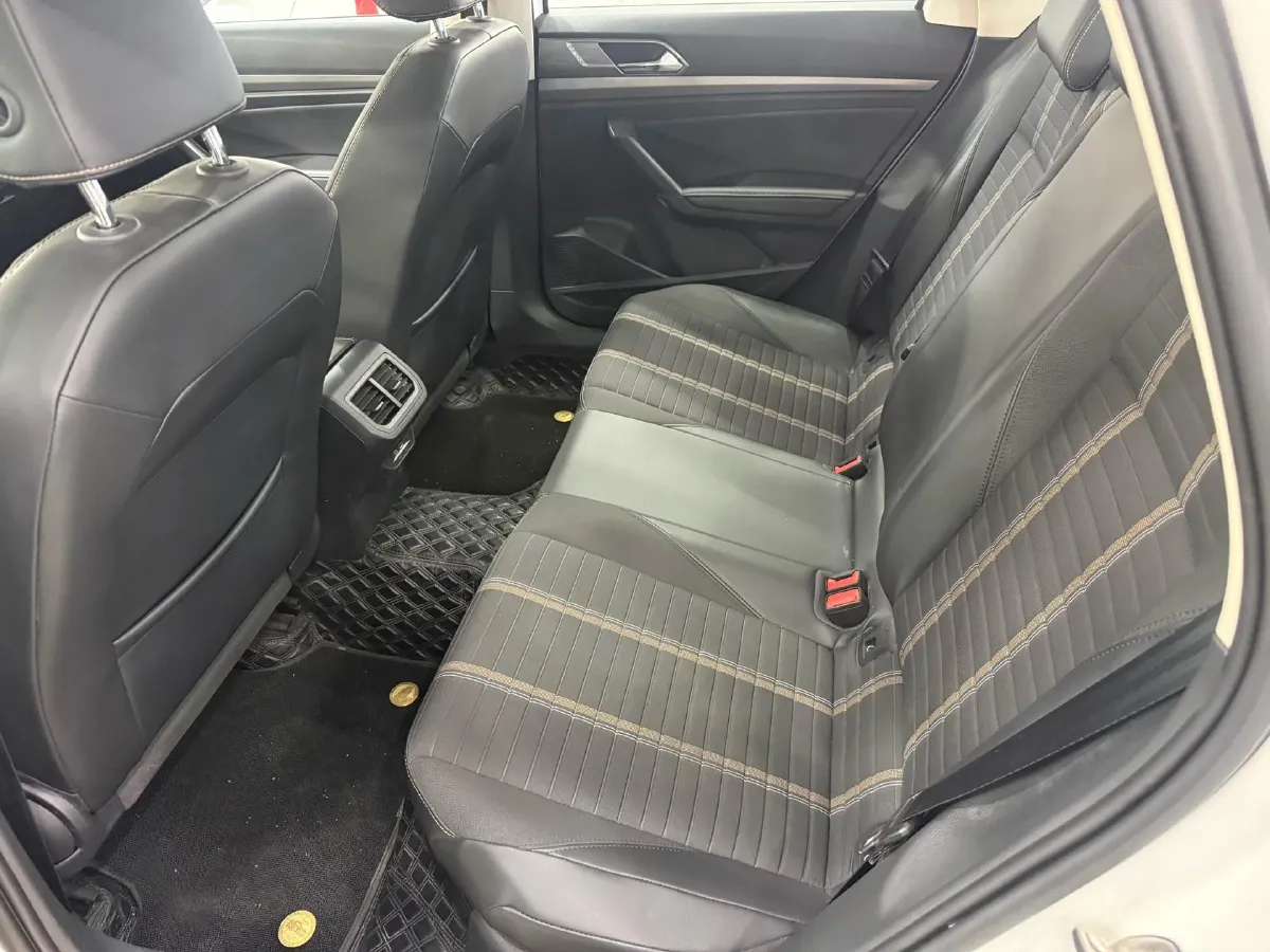 2022 Volkswagen Sagitar 1.2T 116HP L4 7DCT,autocango,china used car exporter,china ev exporter,chinese used car exporter,chinese used ev exporter