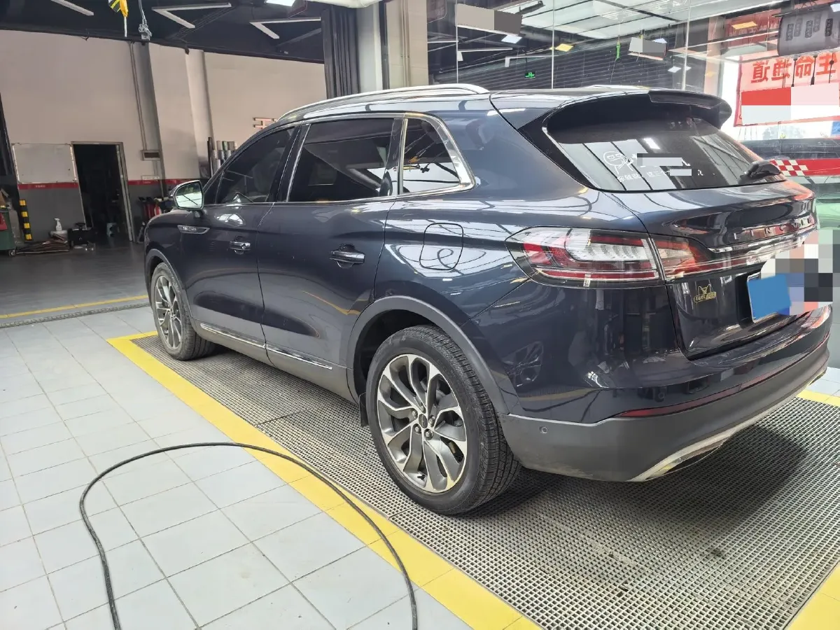 2021 Lincoln Nautilus 2.0T 245HP L4 8AT,autocango,china used car exporter,china ev exporter,chinese used car exporter,chinese used ev exporter