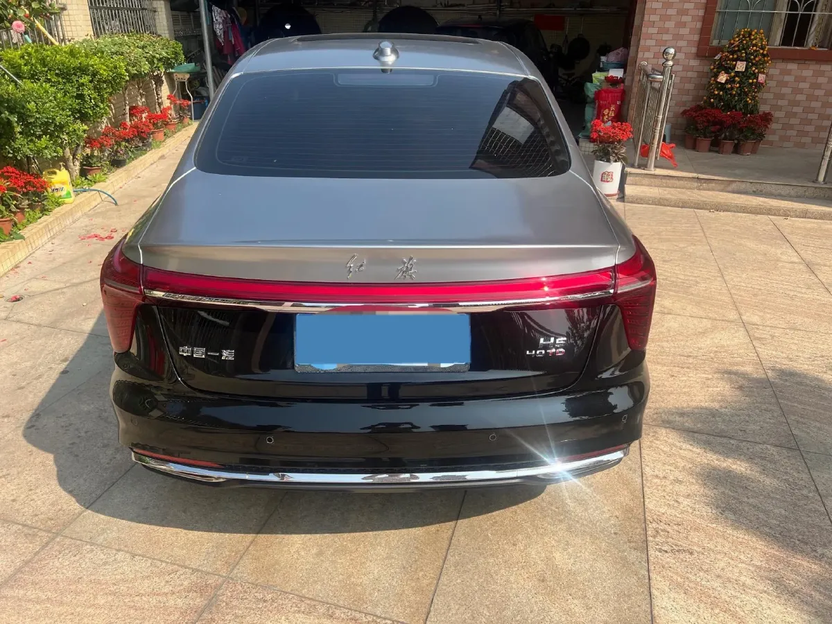 2023 HongQi H5 2.0T 224HP L4 8AT,autocango,china used car exporter,china ev exporter,chinese used car exporter,chinese used ev exporter