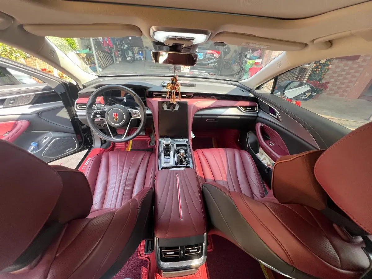 2023 HongQi H5 2.0T 224HP L4 8AT,autocango,china used car exporter,china ev exporter,chinese used car exporter,chinese used ev exporter