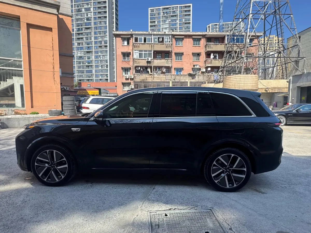 2024 Toyota Granvia 2.5L 189HP L4 E-CVT Hybrid,autocango,china used car exporter,china ev exporter,chinese used car exporter,chinese used ev exporter