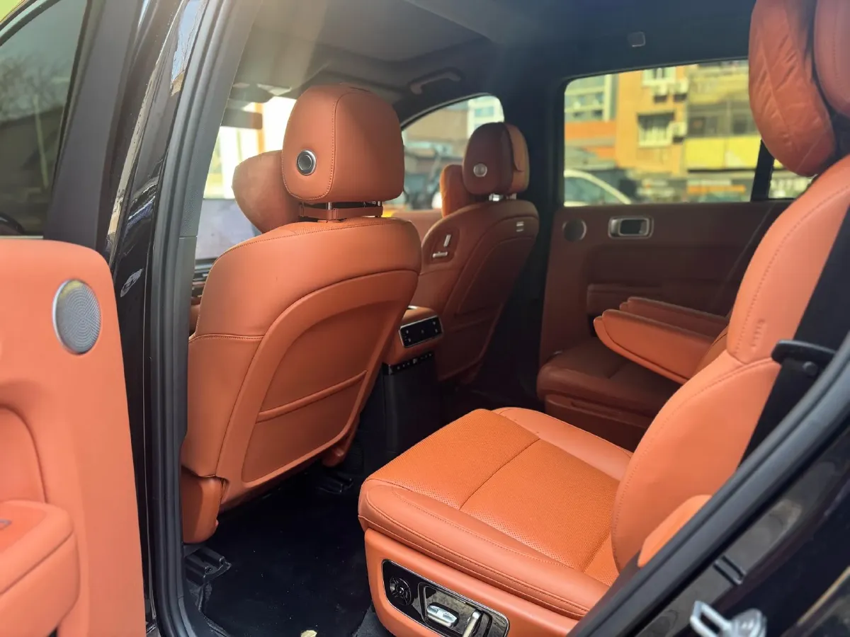 2024 Toyota Granvia 2.5L 189HP L4 E-CVT Hybrid,autocango,china used car exporter,china ev exporter,chinese used car exporter,chinese used ev exporter