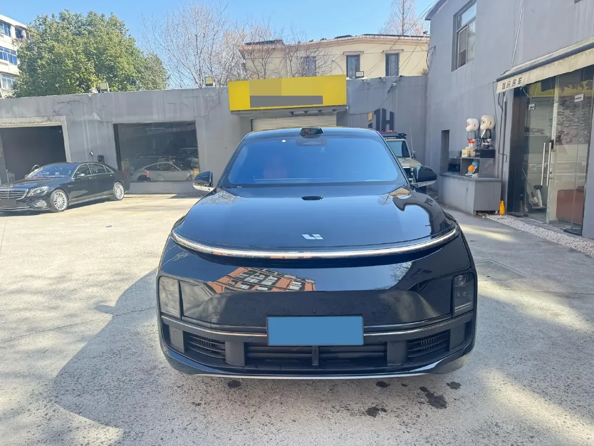 2024 Toyota Granvia 2.5L 189HP L4 E-CVT Hybrid,autocango,china used car exporter,china ev exporter,chinese used car exporter,chinese used ev exporter