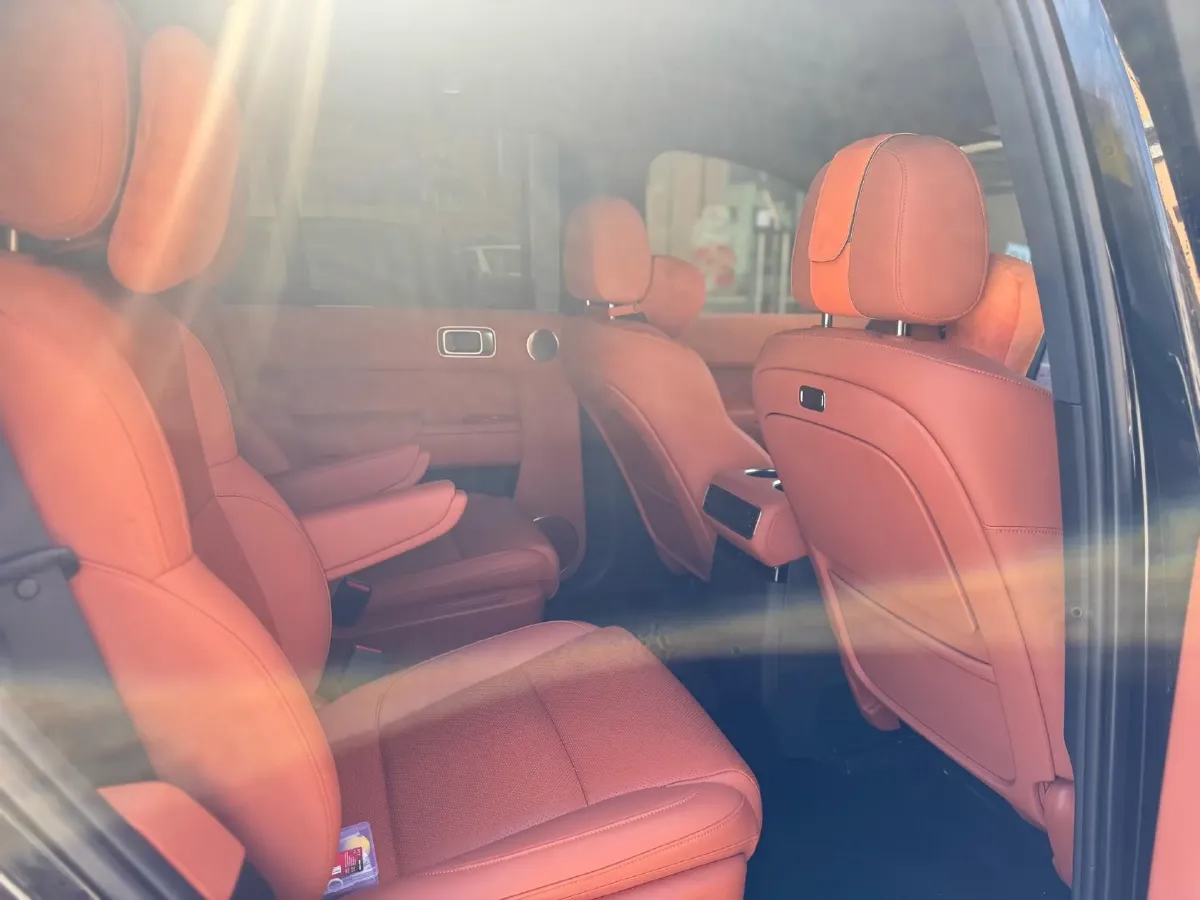 2024 Toyota Granvia 2.5L 189HP L4 E-CVT Hybrid,autocango,china used car exporter,china ev exporter,chinese used car exporter,chinese used ev exporter