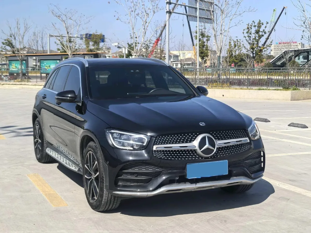 2022 Mercedes-Benz GLC Class 2.0T 258HP L4 9AT,autocango,china used car exporter,china ev exporter,chinese used car exporter,chinese used ev exporter