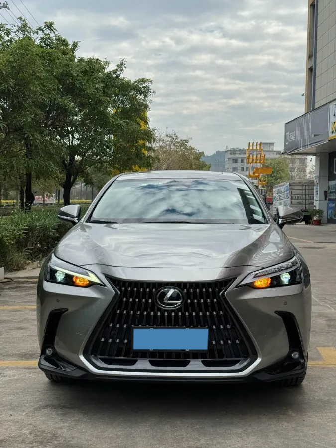 2022 Lexus NX 2.5L 192HP L4 E-CVT Hybrid,autocango,china used car exporter,china ev exporter,chinese used car exporter,chinese used ev exporter