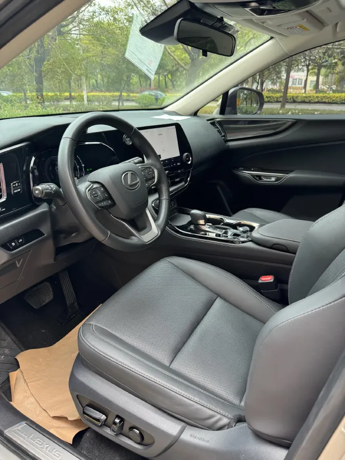 2022 Lexus NX 2.5L 192HP L4 E-CVT Hybrid,autocango,china used car exporter,china ev exporter,chinese used car exporter,chinese used ev exporter