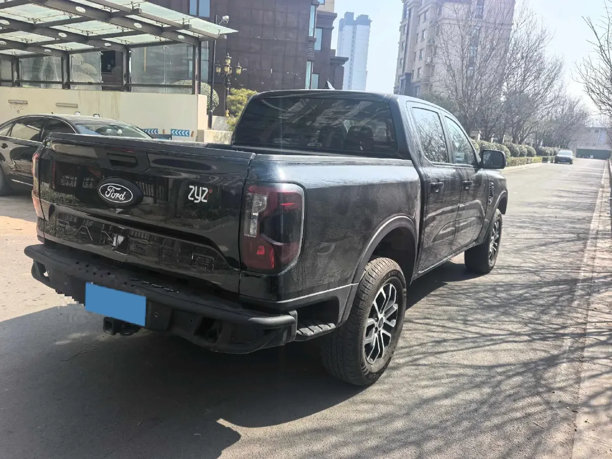 2023 Ford Ranger 2.3T 258HP L4 8AT,autocango,china used car exporter,china ev exporter,chinese used car exporter,chinese used ev exporter