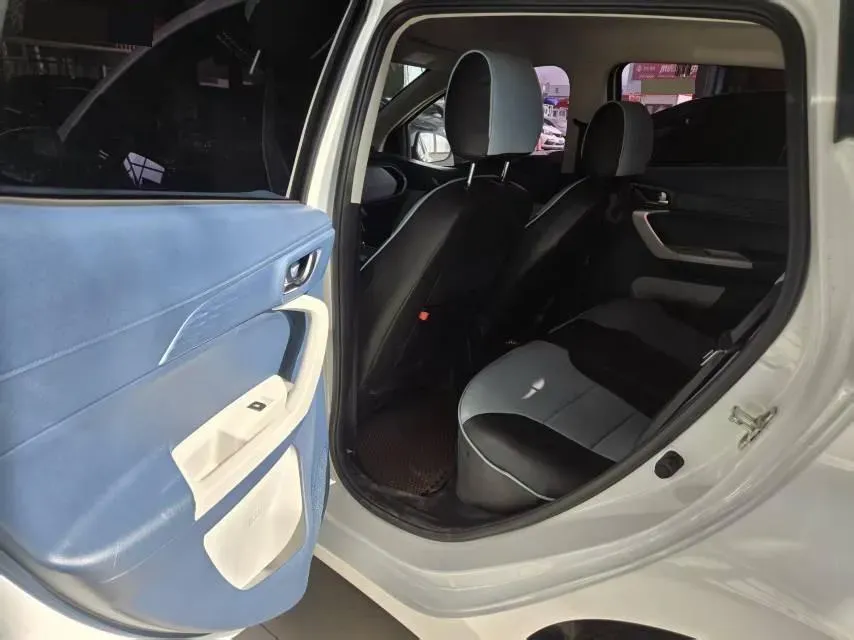 2022 ChangAn BenBen E-Star BEV 31.95KWH,autocango,china used car exporter,china ev exporter,chinese used car exporter,chinese used ev exporter