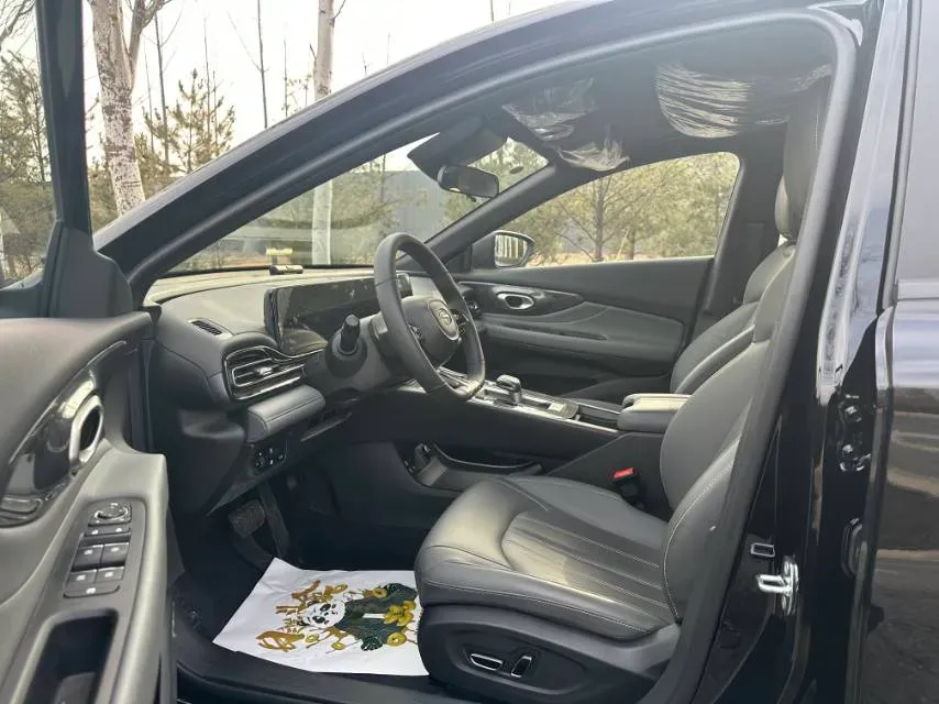 2024 GAC Trumpchi Empow 1.5T 177HP L4 7DCT,autocango,china used car exporter,china ev exporter,chinese used car exporter,chinese used ev exporter