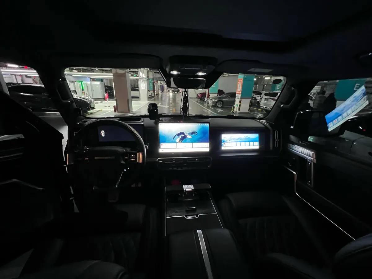 2023 M Hero 917 REEV 197HP 2AT REEV 65.8KWH,autocango,china used car exporter,china ev exporter,chinese used car exporter,chinese used ev exporter