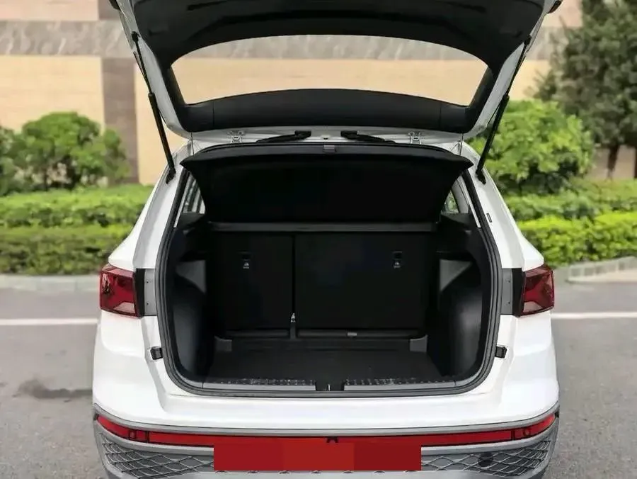 2023 Jetta VS5 1.4T 150HP L4 6AT,autocango,china used car exporter,china ev exporter,chinese used car exporter,chinese used ev exporter