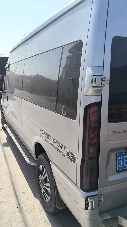 2021 Ford New Era Transit 2.2T 140HP L4 6MT,autocango,china used car exporter,china ev exporter,chinese used car exporter,chinese used ev exporter