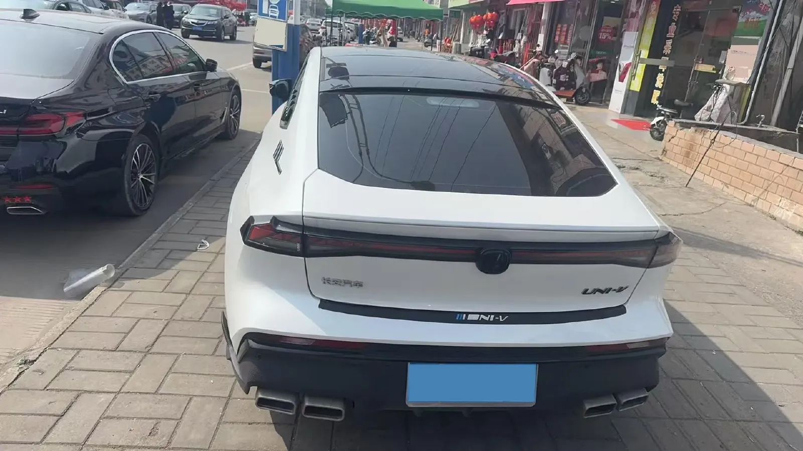 2023 ChangAn UNI-V 1.5T 188HP L4 7DCT,autocango,china used car exporter,china ev exporter,chinese used car exporter,chinese used ev exporter