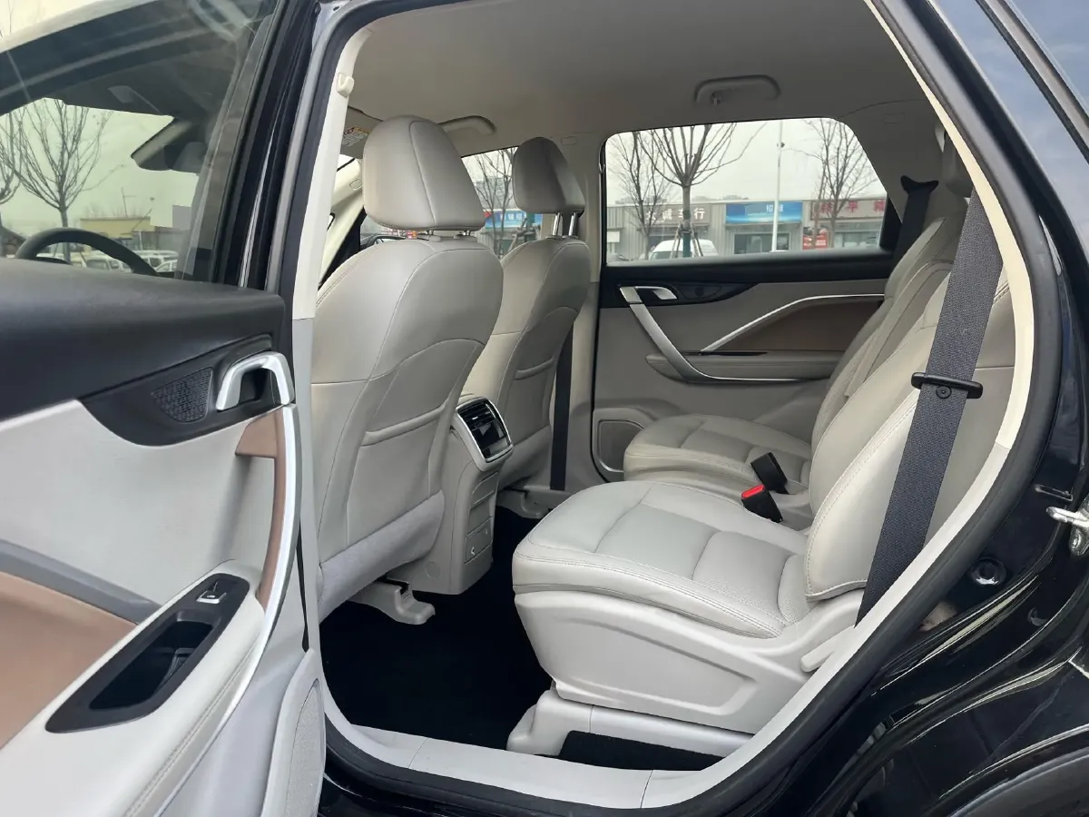 2019 Geely JiaJi 1.8T 184HP L4 6AT,autocango,china used car exporter,china ev exporter,chinese used car exporter,chinese used ev exporter