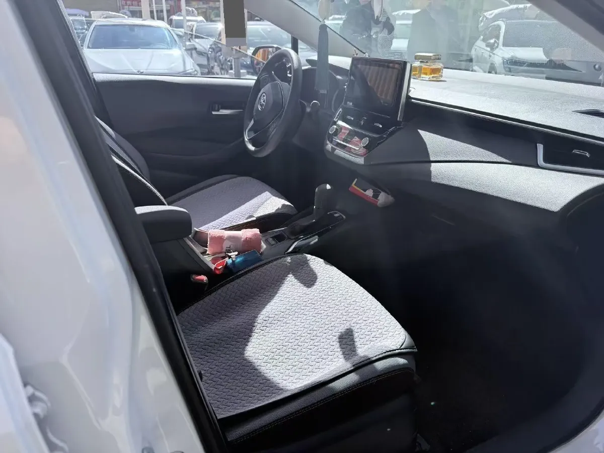 2021 Toyota Corolla 1.2T 116HP L4 CVT,autocango,china used car exporter,china ev exporter,chinese used car exporter,chinese used ev exporter