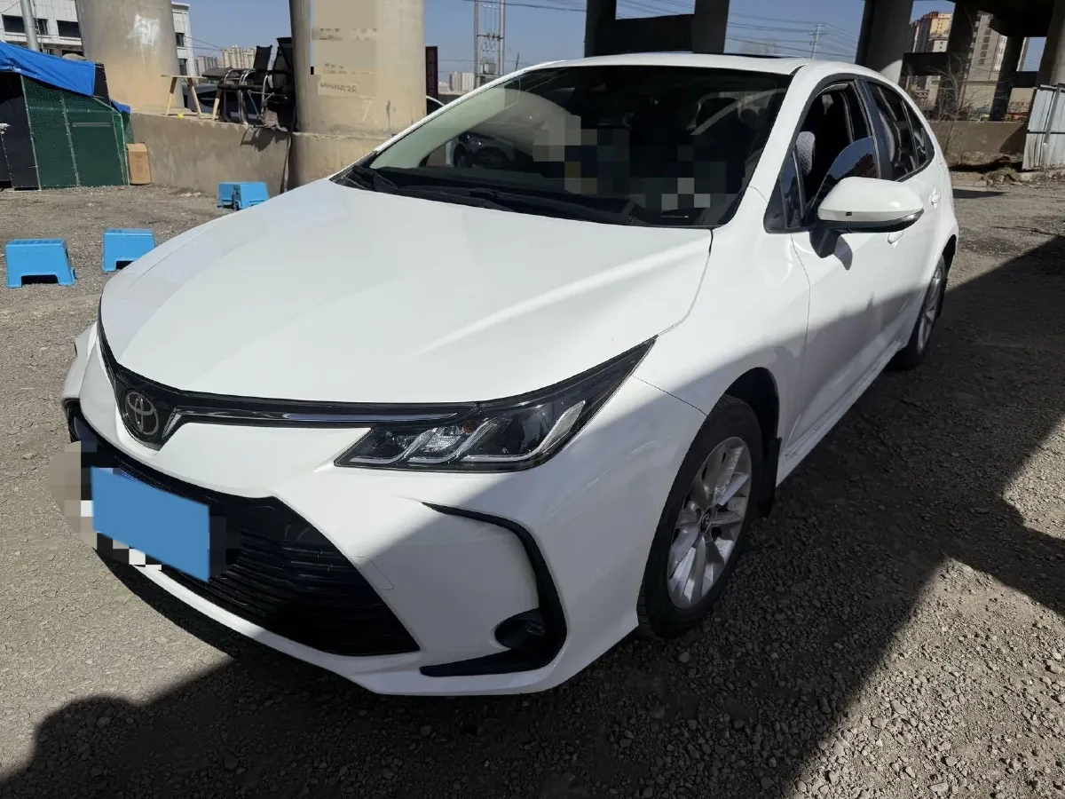 2021 Toyota Corolla 1.2T 116HP L4 CVT,autocango,china used car exporter,china ev exporter,chinese used car exporter,chinese used ev exporter