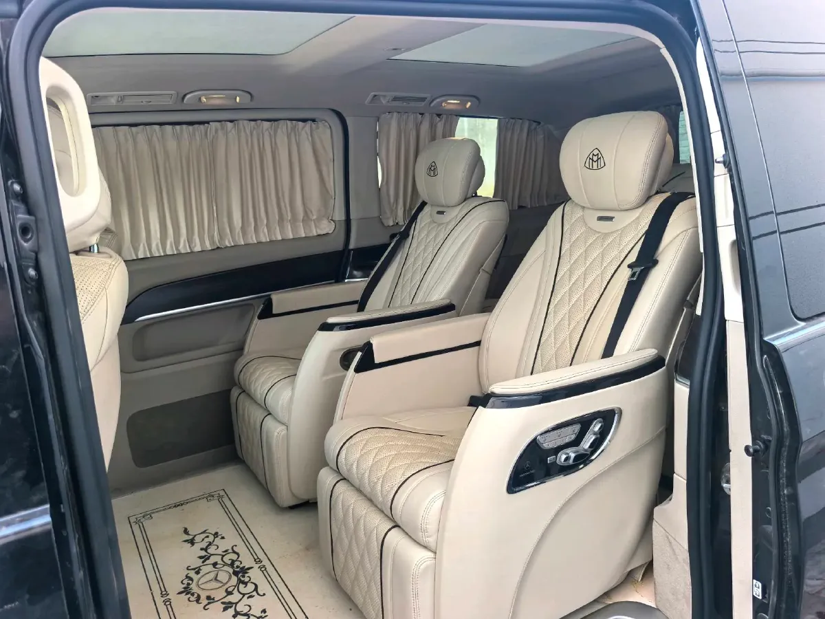 2021 Mercedes-Benz V Class 2.0T 211HP L4 9AT,autocango,china used car exporter,china ev exporter,chinese used car exporter,chinese used ev exporter