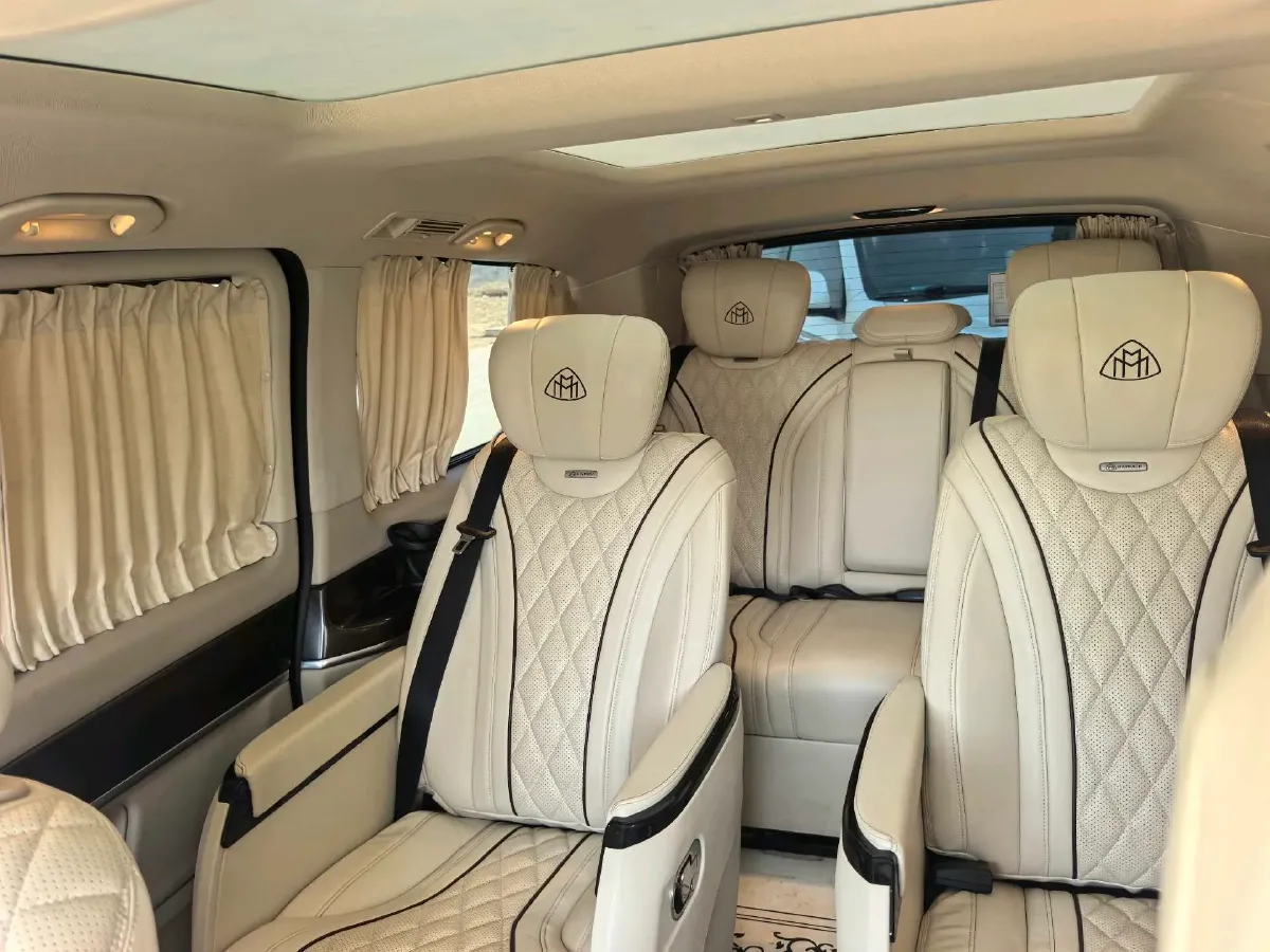 2021 Mercedes-Benz V Class 2.0T 211HP L4 9AT,autocango,china used car exporter,china ev exporter,chinese used car exporter,chinese used ev exporter