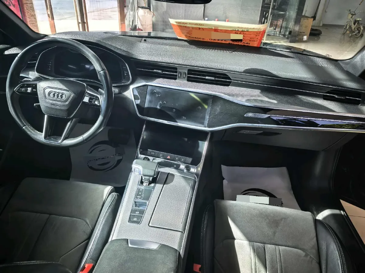 2022 Audi A6L 2.0T 190HP L4 7DCT,autocango,china used car exporter,china ev exporter,chinese used car exporter,chinese used ev exporter