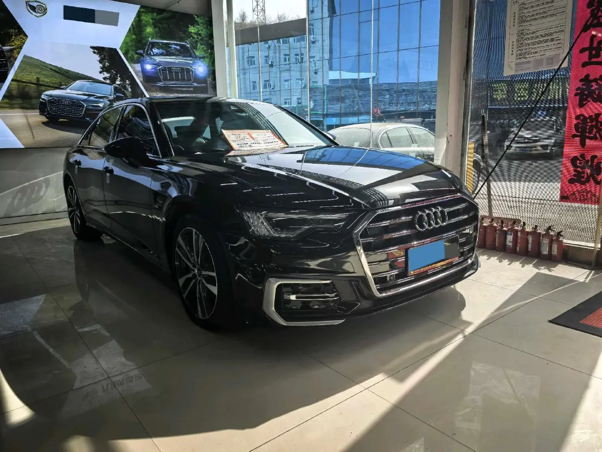 2022 Audi A6L 2.0T 190HP L4 7DCT,autocango,china used car exporter,china ev exporter,chinese used car exporter,chinese used ev exporter