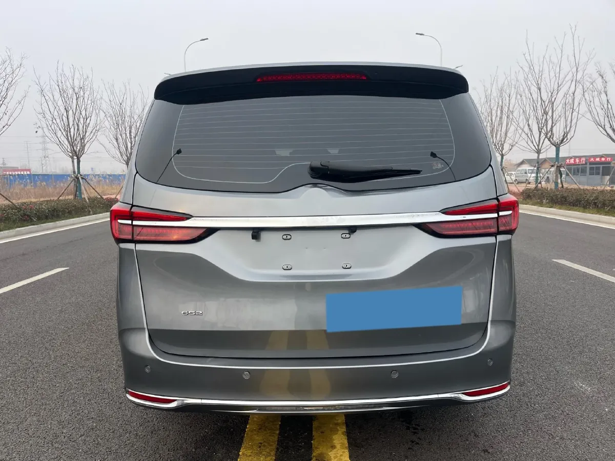 2022 Buick GL8 2.0T 237HP L4 9AT,autocango,china used car exporter,china ev exporter,chinese used car exporter,chinese used ev exporter