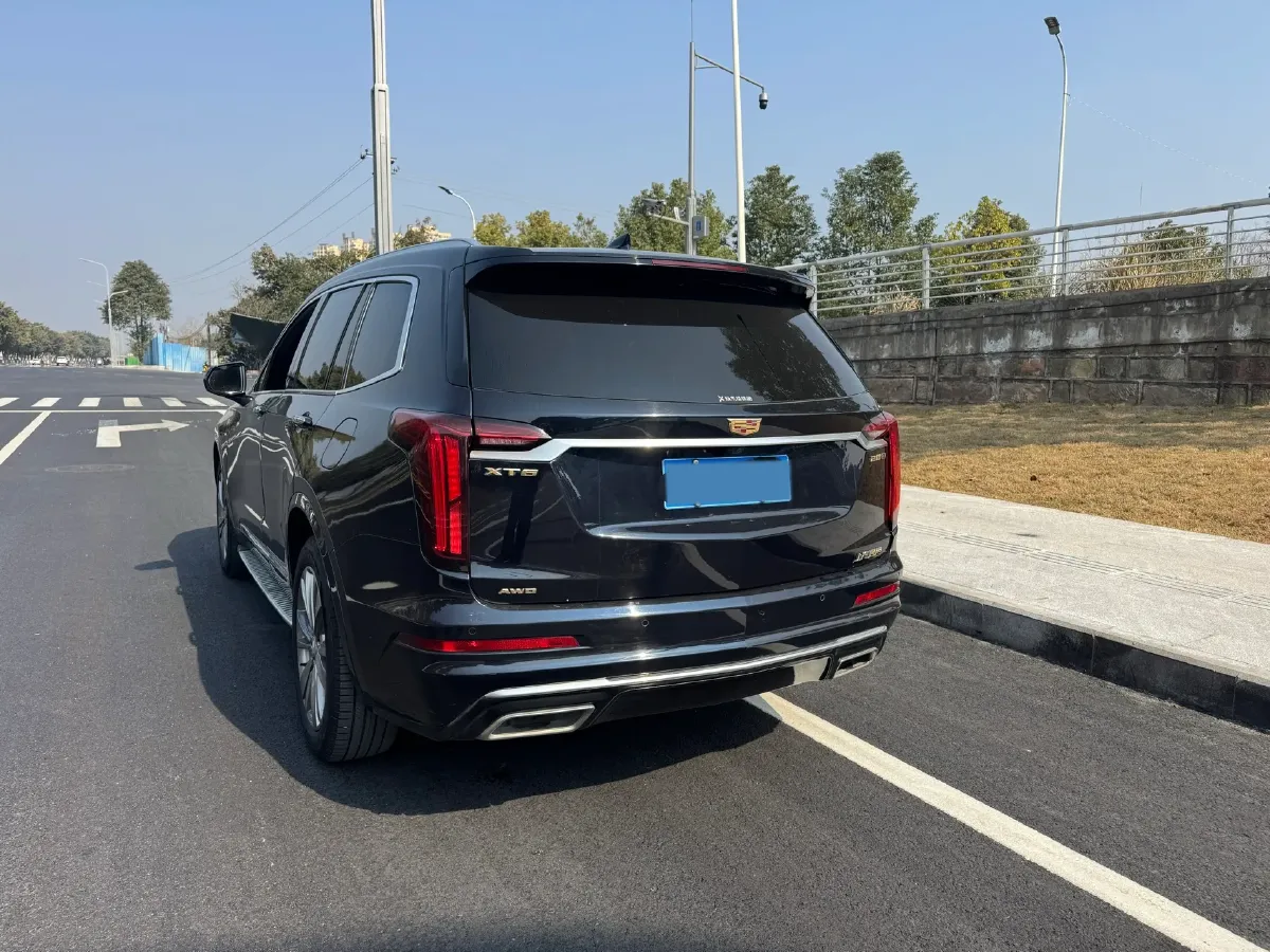2021 Cadillac XT6 2.0T 237HP L4 9AT,autocango,china used car exporter,china ev exporter,chinese used car exporter,chinese used ev exporter