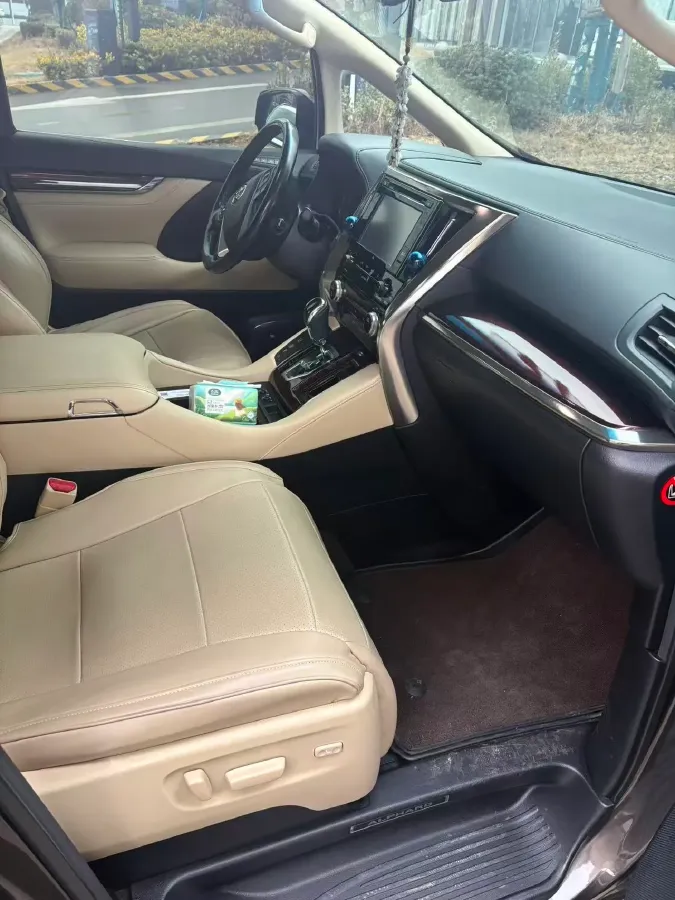 2018 Toyota Alphard 3.5L 301HP V6 8AT,autocango,china used car exporter,china ev exporter,chinese used car exporter,chinese used ev exporter