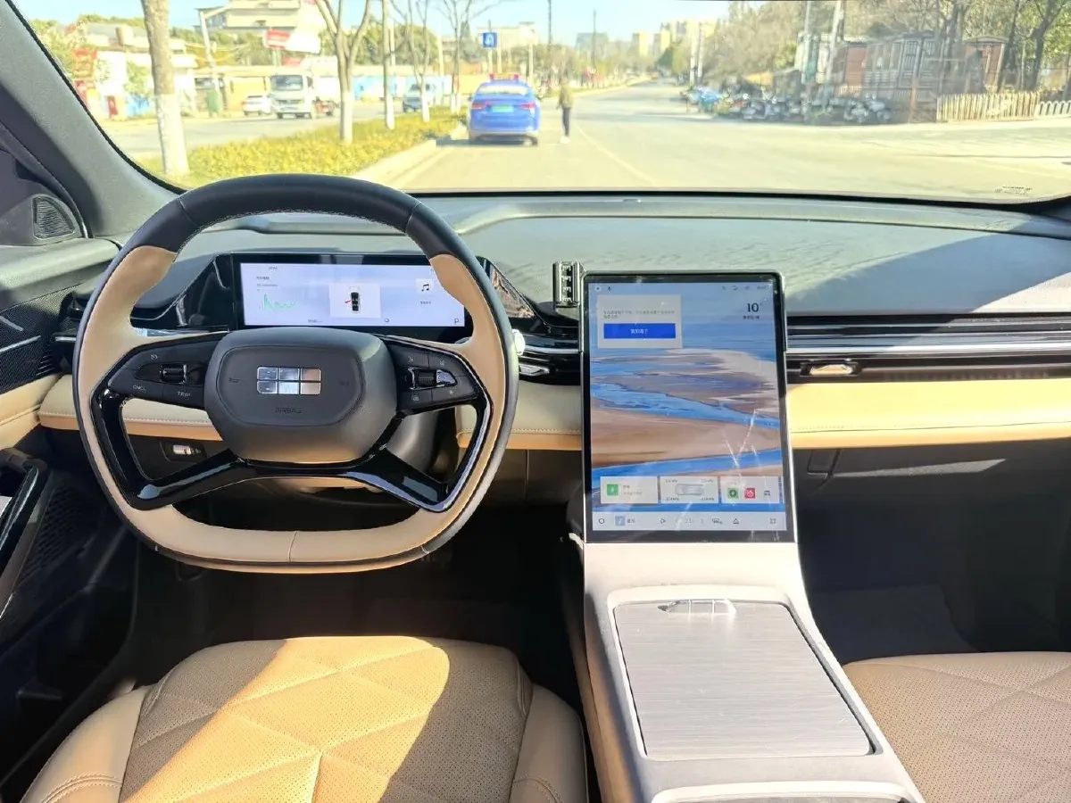 2023 Geely Galaxy L6 1.5T 163HP L4 3DHT PHEV,autocango,china used car exporter,china ev exporter,chinese used car exporter,chinese used ev exporter