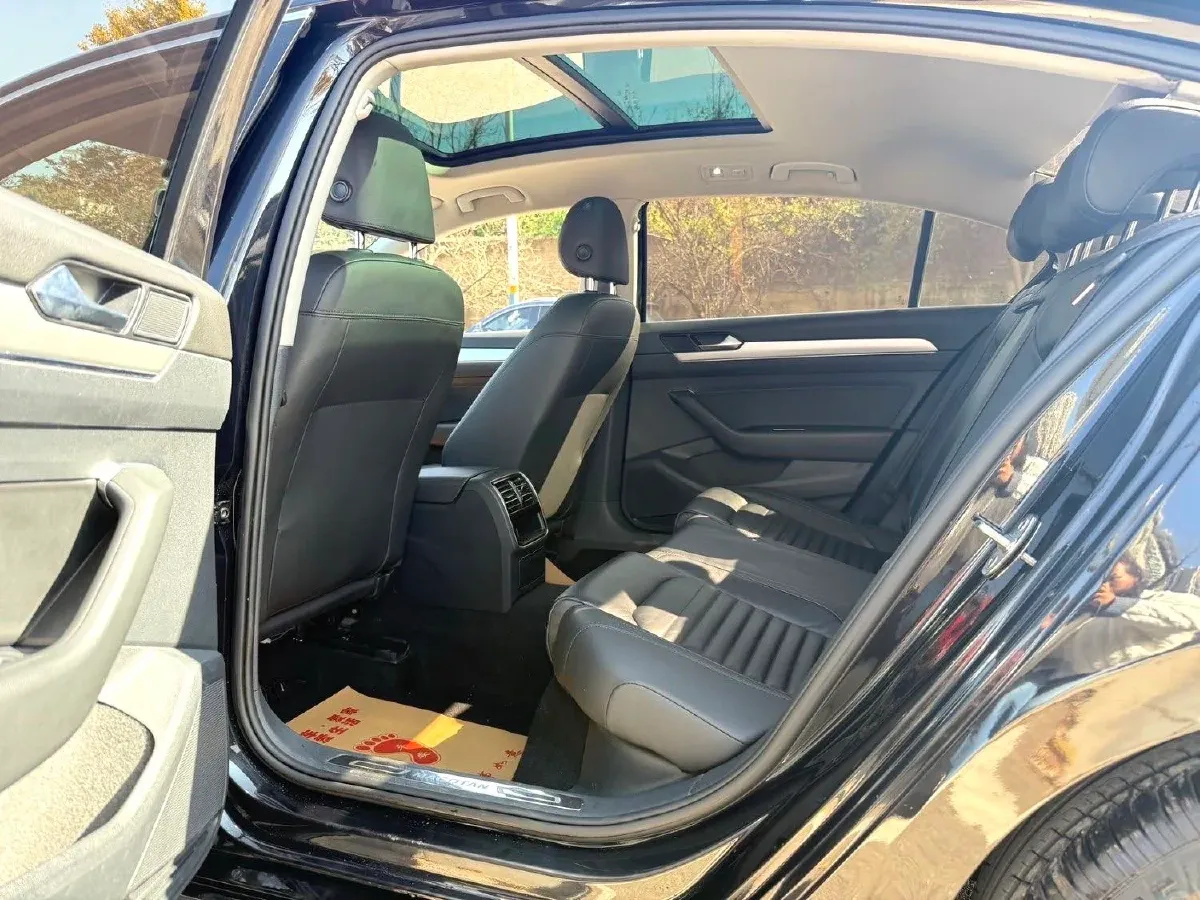 2019 Citroen C6 1.6T 170HP L4 6AT,autocango,china used car exporter,china ev exporter,chinese used car exporter,chinese used ev exporter