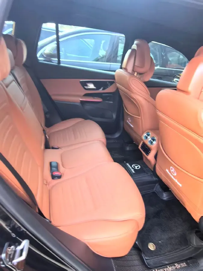 2023 Mercedes-Benz GLC Class 2.0T 258HP L4 9AT,autocango,china used car exporter,china ev exporter,chinese used car exporter,chinese used ev exporter