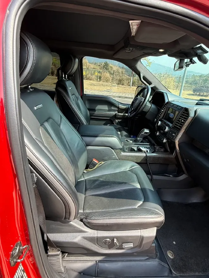 2019 Ford F-150 3.5T 381HP V6 10AT,autocango,china used car exporter,china ev exporter,chinese used car exporter,chinese used ev exporter