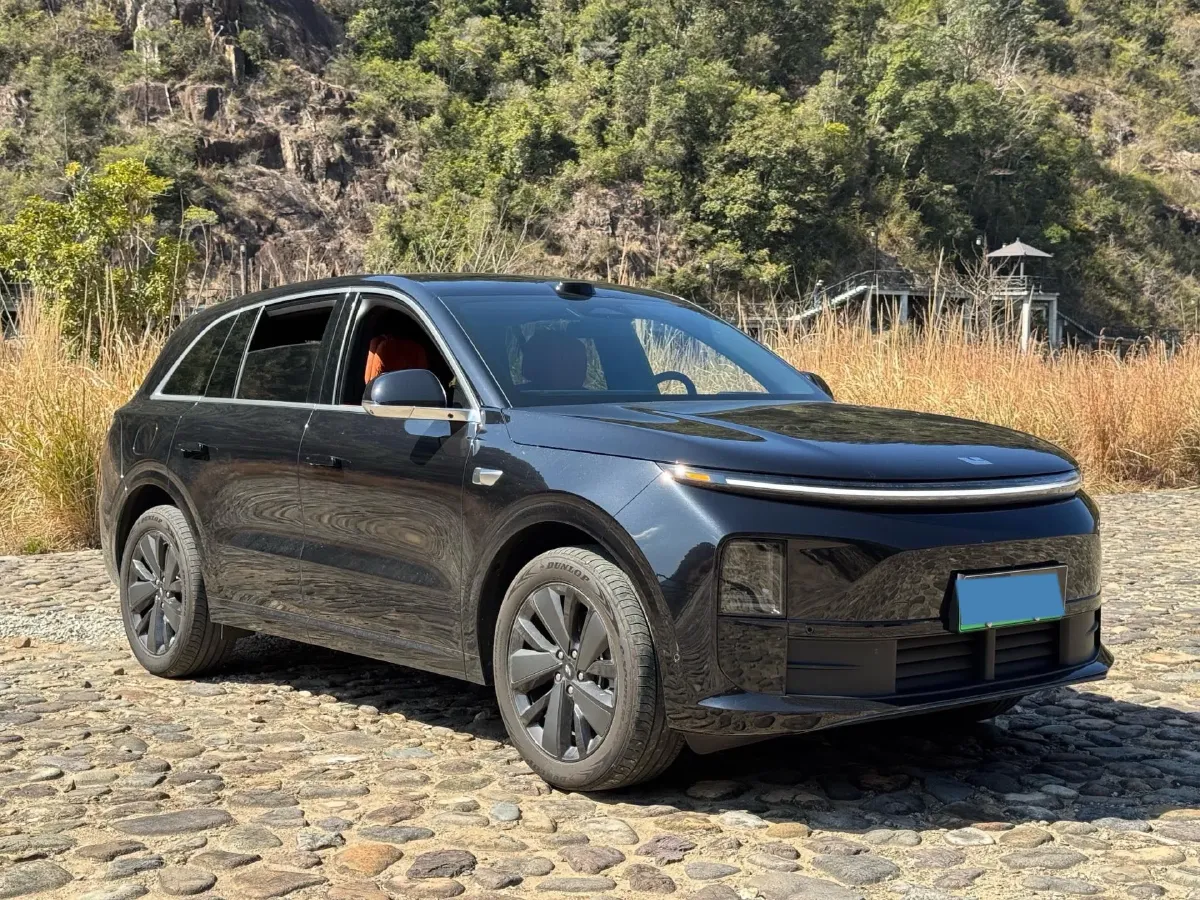 2025 Li L6 Range Extended 154HP L4 REEV,autocango,china used car exporter,china ev exporter,chinese used car exporter,chinese used ev exporter