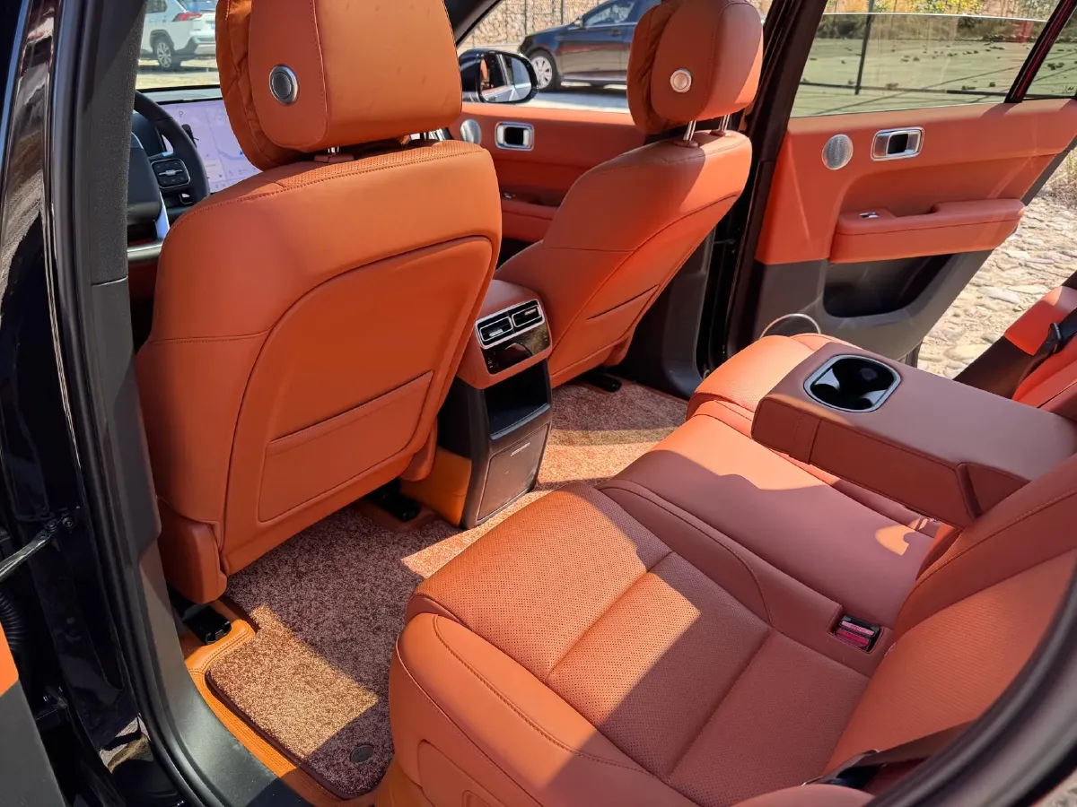 2025 Li L6 Range Extended 154HP L4 REEV,autocango,china used car exporter,china ev exporter,chinese used car exporter,chinese used ev exporter