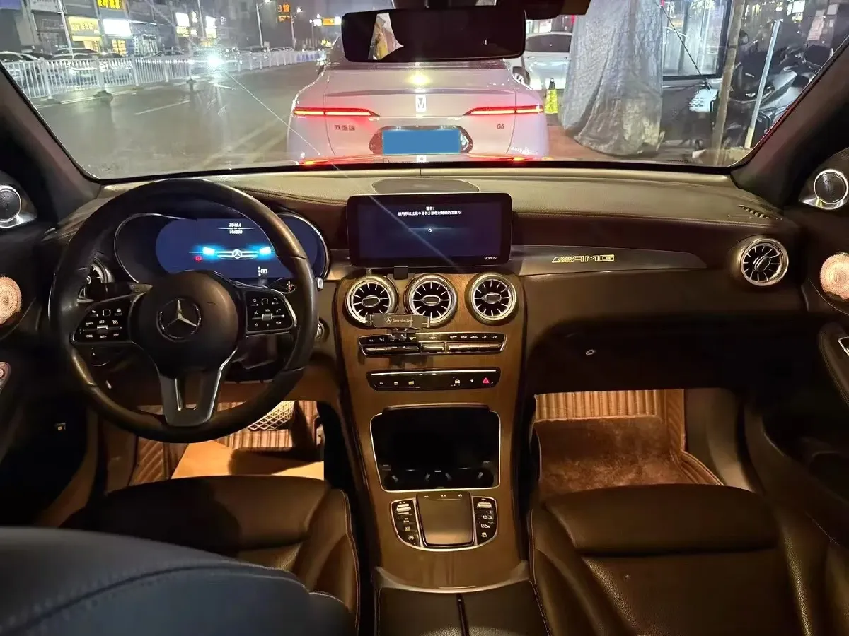 2020 Mercedes-Benz GLC Class 2.0T 197HP L4 9AT,autocango,china used car exporter,china ev exporter,chinese used car exporter,chinese used ev exporter