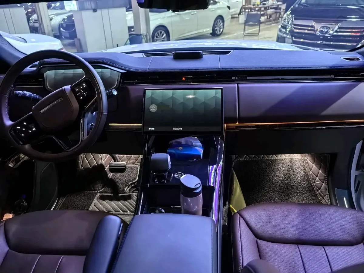 2025 Land Rover Range Rover Sport 3.0T 400HP L6 8AT,autocango,china used car exporter,china ev exporter,chinese used car exporter,chinese used ev exporter