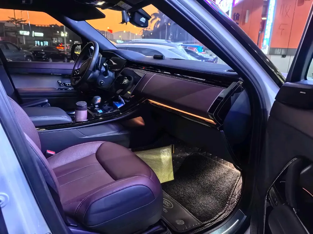 2025 Land Rover Range Rover Sport 3.0T 400HP L6 8AT,autocango,china used car exporter,china ev exporter,chinese used car exporter,chinese used ev exporter