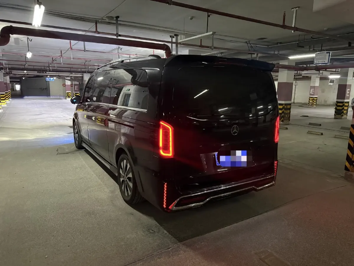 2021 Mercedes-Benz Vito 2.0T 211HP L4 9AT,autocango,china used car exporter,china ev exporter,chinese used car exporter,chinese used ev exporter