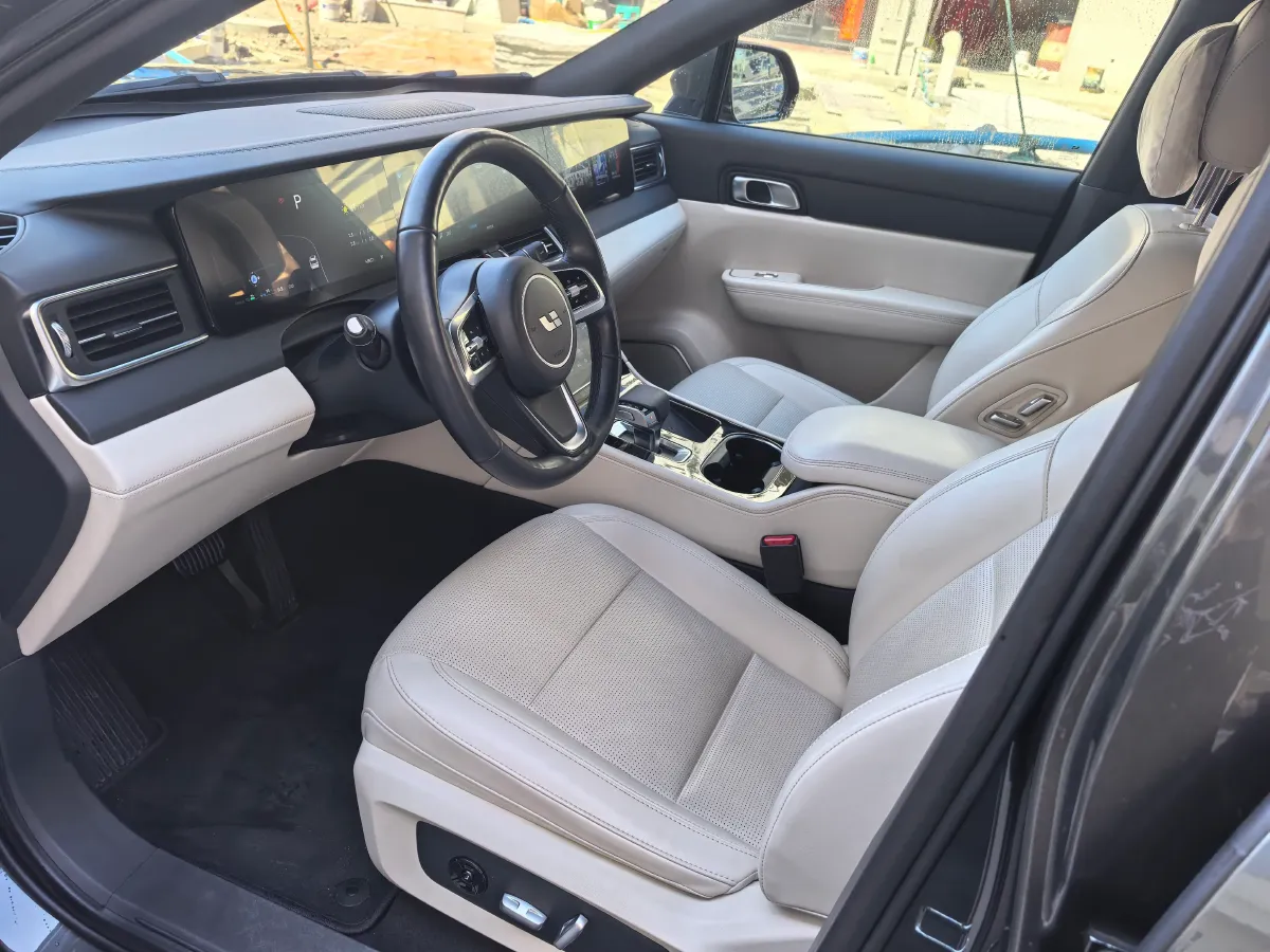 2021 Li ONE Range Extended 131HP REEV 40.5KWH,autocango,china used car exporter,china ev exporter,chinese used car exporter,chinese used ev exporter