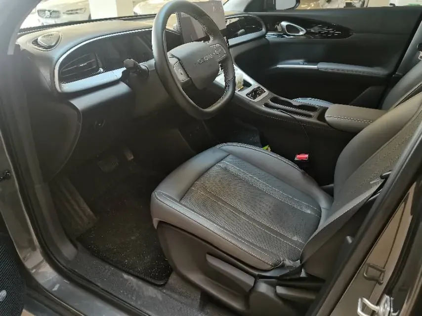 2025 WuLing BinGuo S BEV,autocango,china used car exporter,china ev exporter,chinese used car exporter,chinese used ev exporter