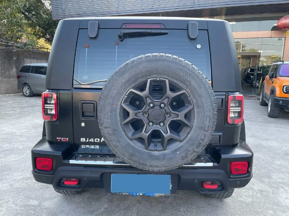 2021 Beijing BJ40 2.0T 163HP L4 8AT,autocango,china used car exporter,china ev exporter,chinese used car exporter,chinese used ev exporter