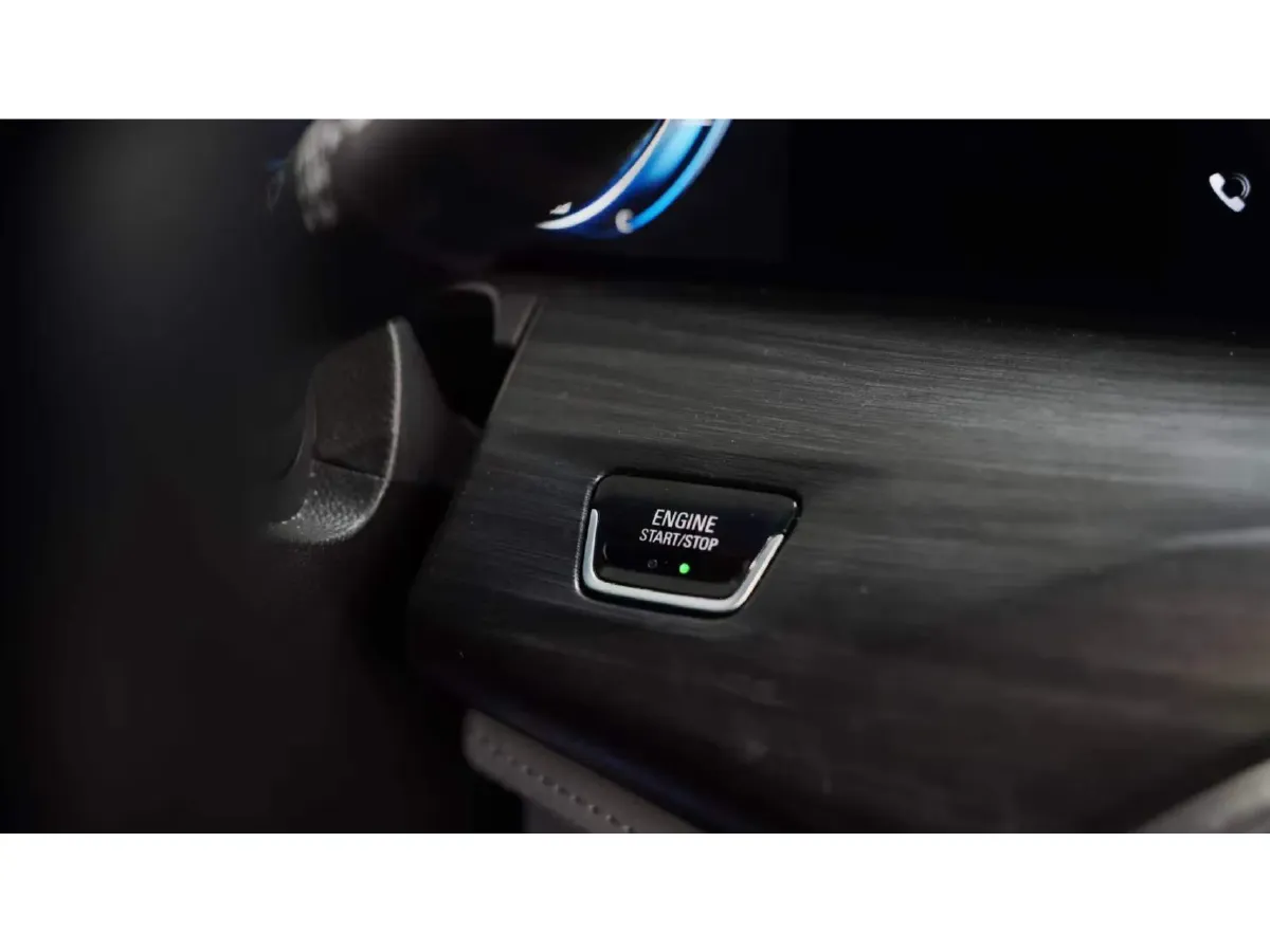 2023 Buick GL8 2.0T 237HP L4 9AT,autocango,china used car exporter,china ev exporter,chinese used car exporter,chinese used ev exporter