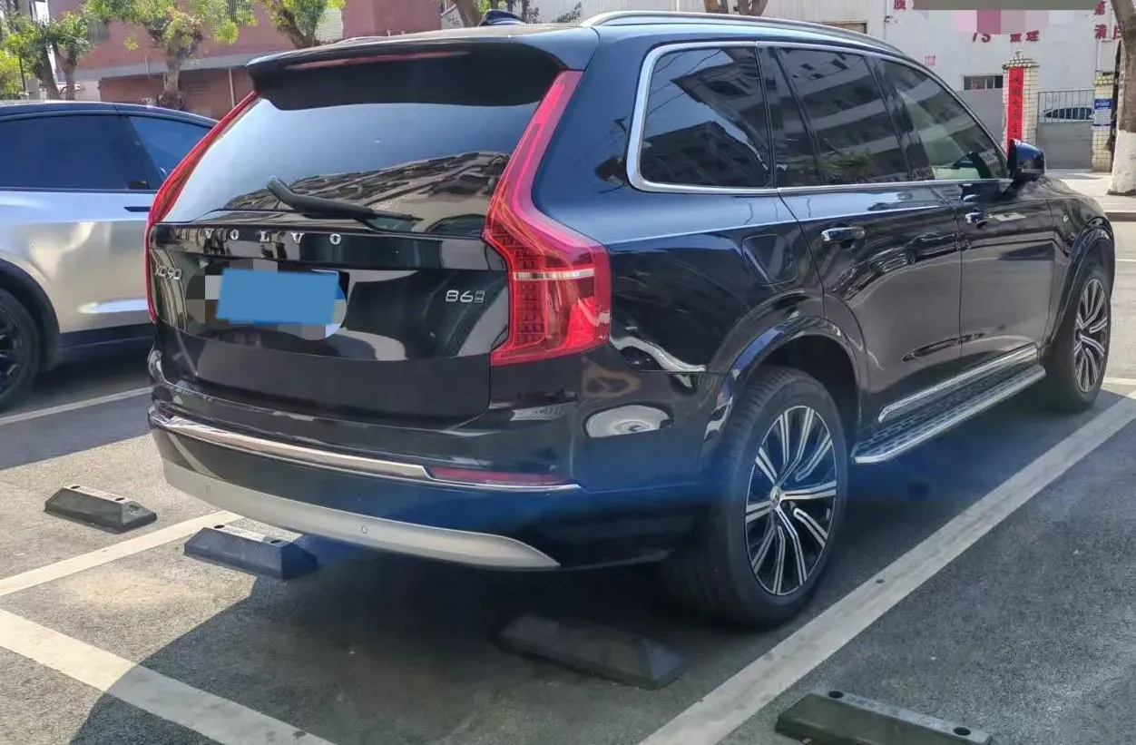 2022 Volvo XC90 2.0T 299HP L4 8AT,autocango,china used car exporter,china ev exporter,chinese used car exporter,chinese used ev exporter