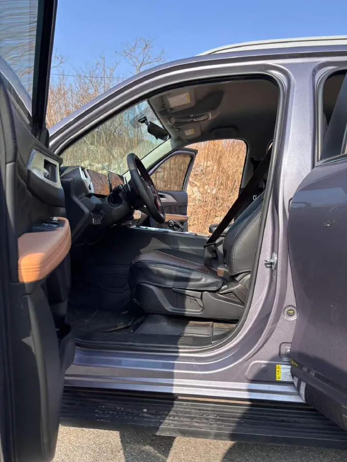 2023 Haval H5 2.0T 166HP L4 8AT,autocango,china used car exporter,china ev exporter,chinese used car exporter,chinese used ev exporter