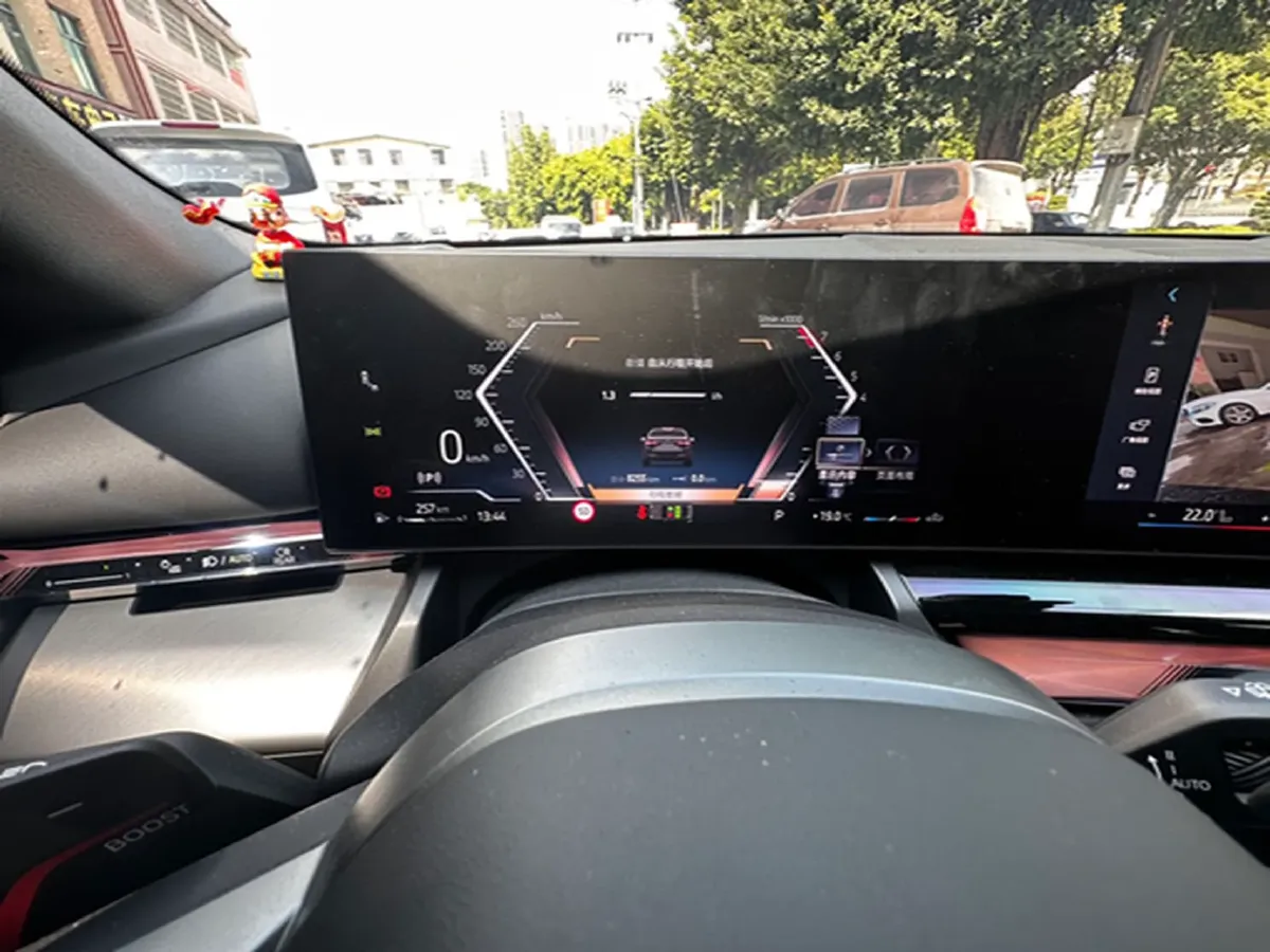 2025 BMW 5 Series 2.0T 258HP L4 8AT,autocango,china used car exporter,china ev exporter,chinese used car exporter,chinese used ev exporter