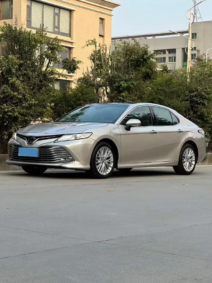 2018 Toyota Camry 2.5L 209HP L4 8AT,autocango,china used car exporter,china ev exporter,chinese used car exporter,chinese used ev exporter