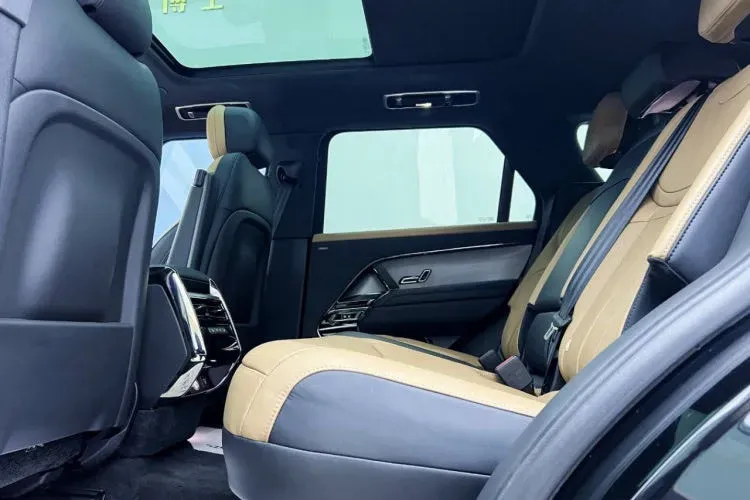2023 Land Rover Range Rover Sport 3.0T 400HP L6 8AT,autocango,china used car exporter,china ev exporter,chinese used car exporter,chinese used ev exporter
