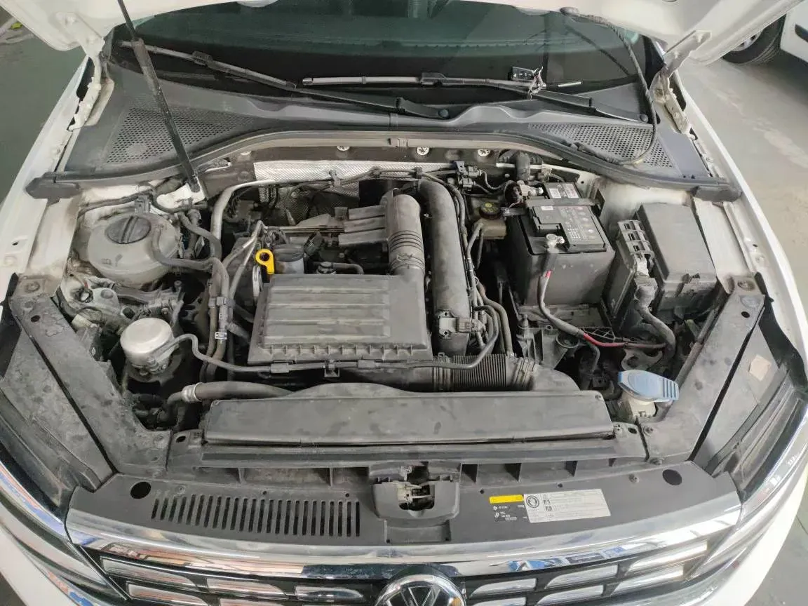 2019 Volkswagen Passat 1.4T 150HP L4 7DCT,autocango,china used car exporter,china ev exporter,chinese used car exporter,chinese used ev exporter