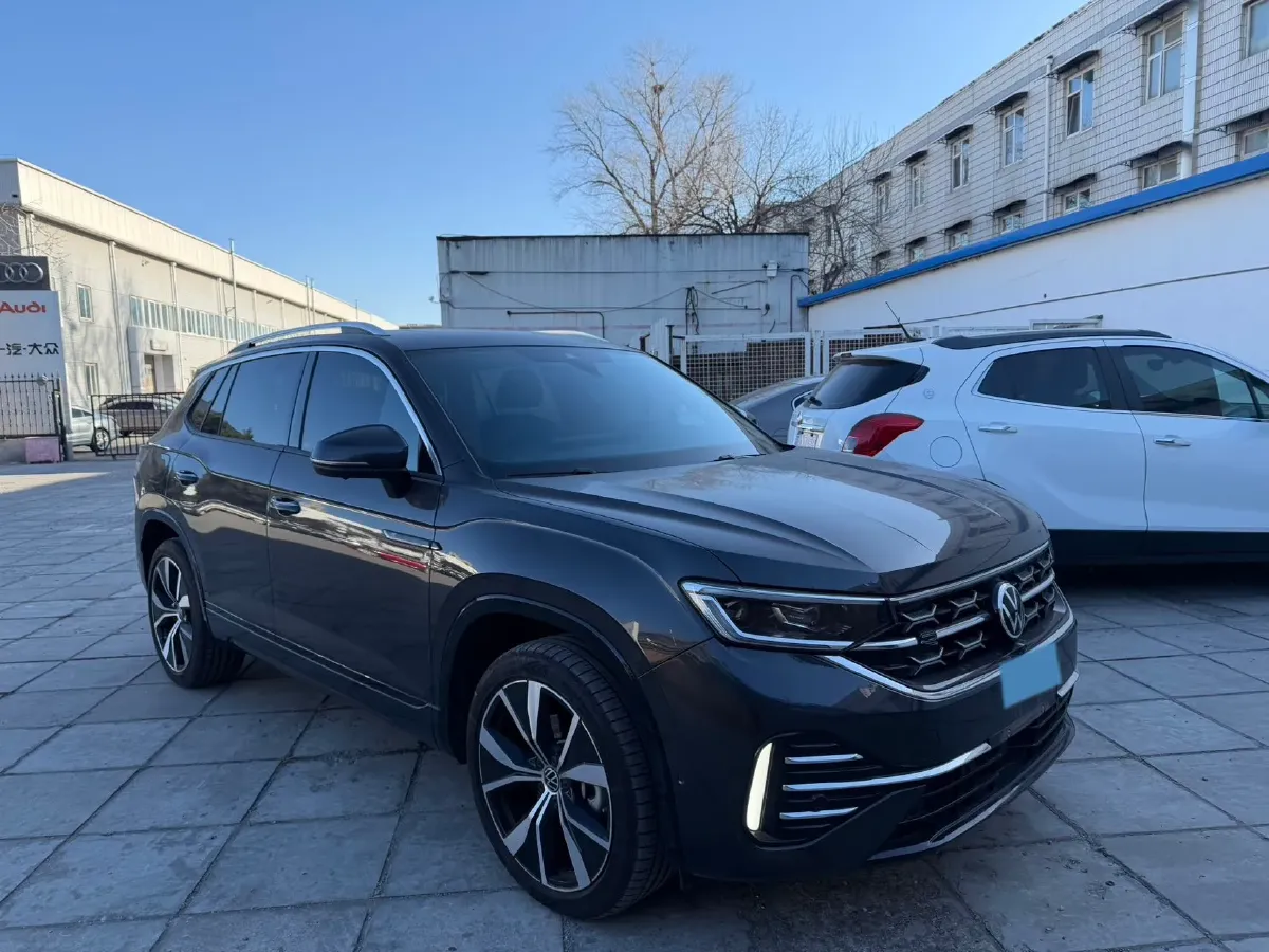 2023 Volkswagen Tayron 2.0T 220HP L4 7DCT,autocango,china used car exporter,china ev exporter,chinese used car exporter,chinese used ev exporter