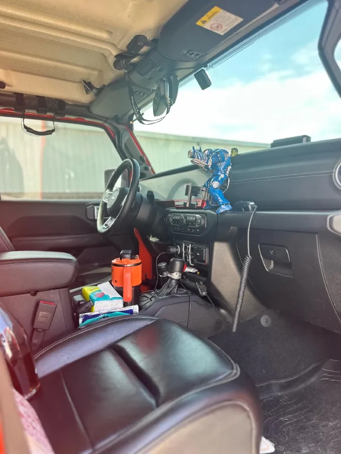 2019 Jeep Wrangler 2.0T 266HP L4 8AT,autocango,china used car exporter,china ev exporter,chinese used car exporter,chinese used ev exporter